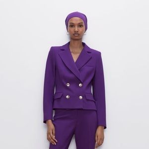 Zara buttoned cropped blazer